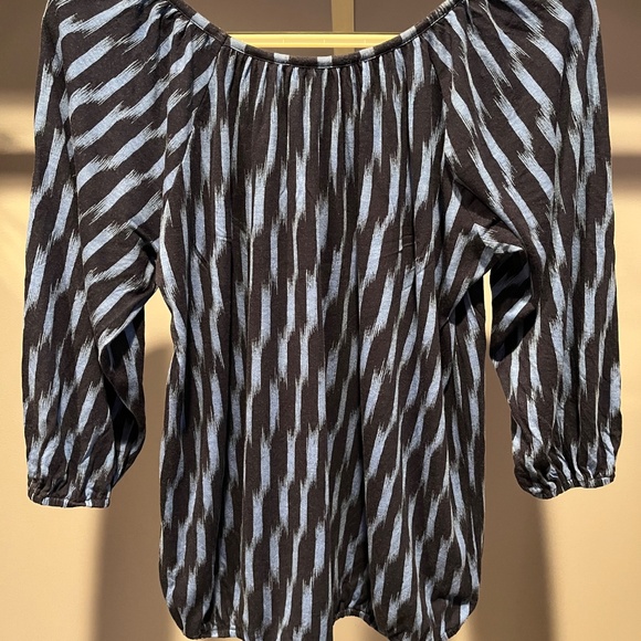 MICHAEL Michael Kors Black and Blue Top - Picture 3 of 3